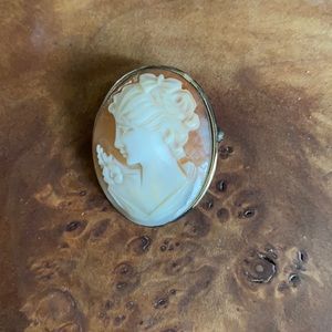 Cameo brooch
